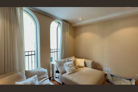 Apartamento à venda com 333m², 4 quartos e 4 vagasSala de TV