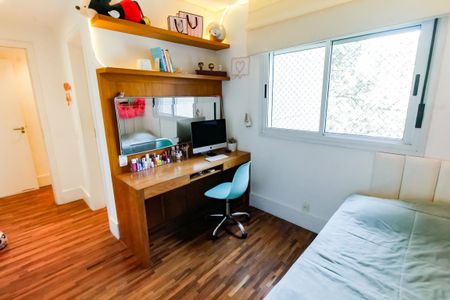 Apartamento à venda com 150m², 3 quartos e 2 vagasSuíte 1