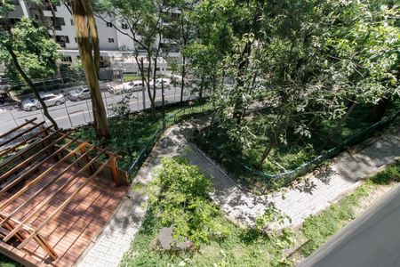 Apartamento à venda com 150m², 3 quartos e 2 vagasÁrea de caminhada