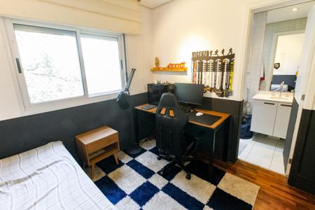 Apartamento à venda com 150m², 3 quartos e 2 vagasSuíte 3