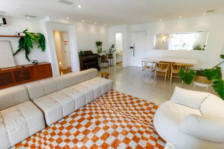 Apartamento à venda com 150m², 3 quartos e 2 vagasSala