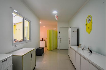 Sala de apartamento à venda com 2 quartos, 65m² em Vila Eldizia, Santo André