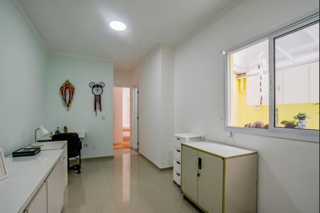 Sala de apartamento à venda com 2 quartos, 65m² em Vila Eldizia, Santo André