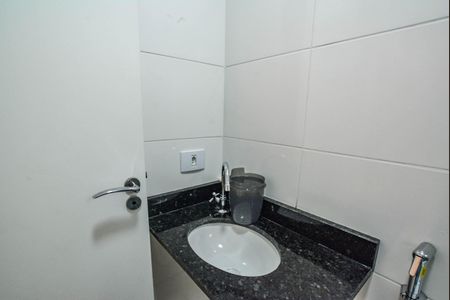 Apartamento à venda com 65m², 2 quartos e 1 vaga Apartamento à venda com 65m², 2 quartos e 1 vagaBanheiro Social