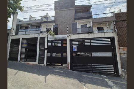 Apartamento à venda com 65m², 2 quartos e 1 vaga Apartamento à venda com 65m², 2 quartos e 1 vagaFachada