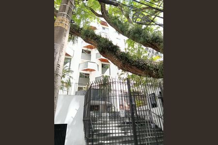 Apartamento para alugar com 144m², 3 quartos e 3 vagas Apartamento para alugar com 144m², 3 quartos e 3 vagasFachada