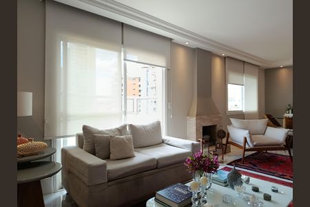 Apartamento para alugar com 144m², 3 quartos e 3 vagas Apartamento para alugar com 144m², 3 quartos e 3 vagasSala