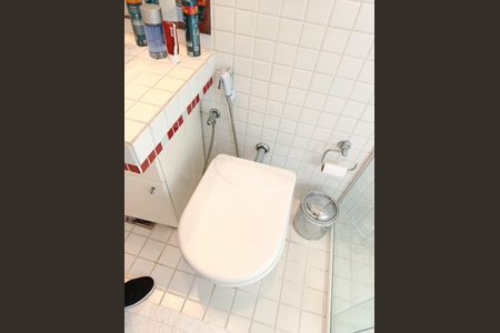 Apartamento para alugar com 144m², 3 quartos e 3 vagas Apartamento para alugar com 144m², 3 quartos e 3 vagasBanheiro da Suíte 2