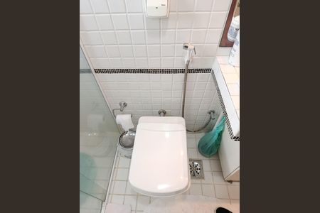 Apartamento para alugar com 144m², 3 quartos e 3 vagas Apartamento para alugar com 144m², 3 quartos e 3 vagasBanheiro social