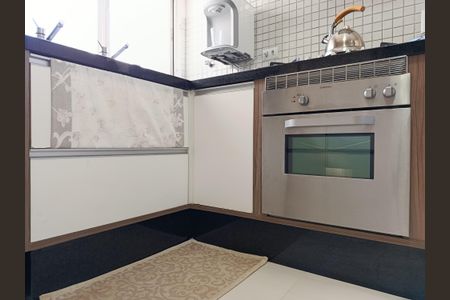 Apartamento para alugar com 144m², 3 quartos e 3 vagas Apartamento para alugar com 144m², 3 quartos e 3 vagasCozinha