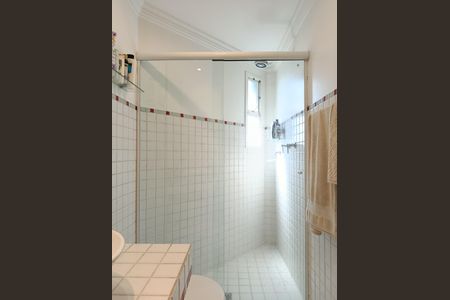 Apartamento para alugar com 144m², 3 quartos e 3 vagas Apartamento para alugar com 144m², 3 quartos e 3 vagasBanheiro da Suíte 2