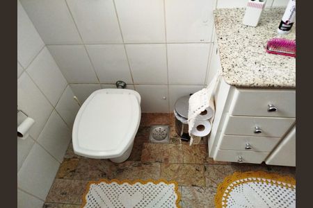 Apartamento à venda com 69m², 2 quartos e 1 vagaBanheiro