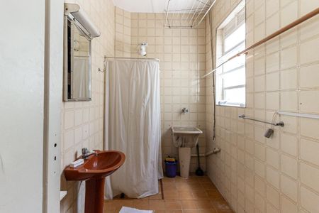 Studio para alugar com 40m², 1 quarto e sem vaga Studio para alugar com 40m², 1 quarto e sem vagaBanheiro