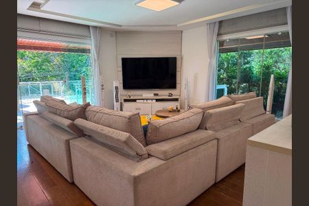 Casa à venda com 4 quartos, 284m² em Sapê, Niterói