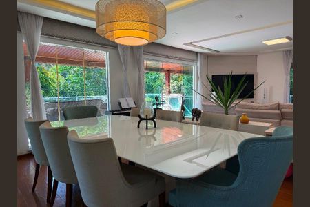 Casa à venda com 4 quartos, 284m² em Sapê, Niterói