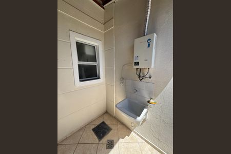 Casa à venda com 90m², 2 quartos e 2 vagas