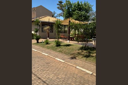 Casa à venda com 90m², 2 quartos e 2 vagas