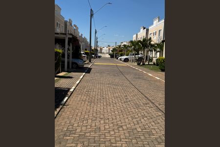 Casa à venda com 90m², 2 quartos e 2 vagas