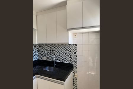 Casa à venda com 90m², 2 quartos e 2 vagas