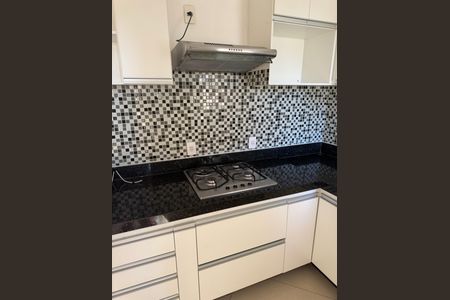 Casa à venda com 90m², 2 quartos e 2 vagas