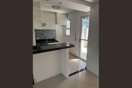 Casa à venda com 90m², 2 quartos e 2 vagas