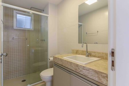 Apartamento à venda com 71m², 3 quartos e 2 vagasBanheiro Social