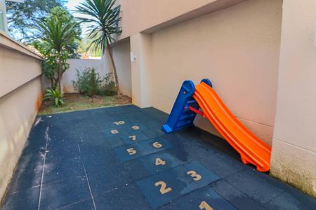 Apartamento à venda com 71m², 3 quartos e 2 vagasÁrea comum - Playground