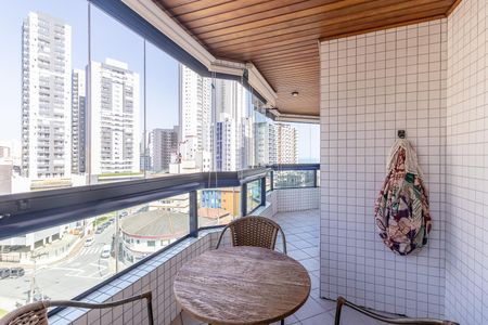 Apartamento para alugar com 94m², 2 quartos e 1 vaga