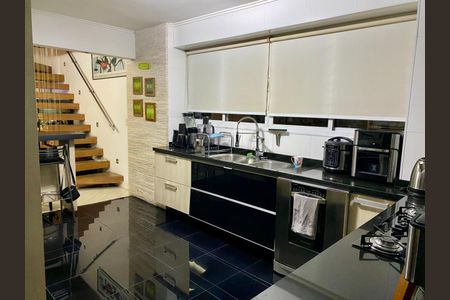 Apartamento à venda com 150m², 3 quartos e 2 vagasCozinha