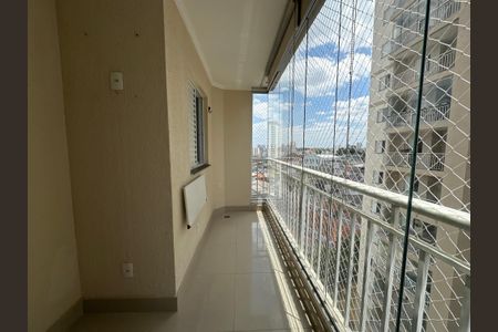 Apartamento à venda com 80m², 3 quartos e 2 vagasVaranda