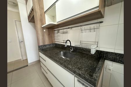 Apartamento à venda com 80m², 3 quartos e 2 vagasCozinha
