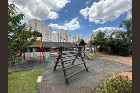 Apartamento à venda com 80m², 3 quartos e 2 vagasÁrea comum - Playground