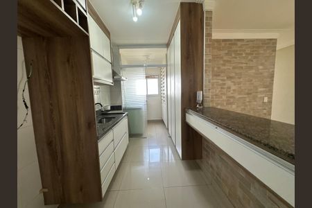 Apartamento à venda com 80m², 3 quartos e 2 vagasCozinha