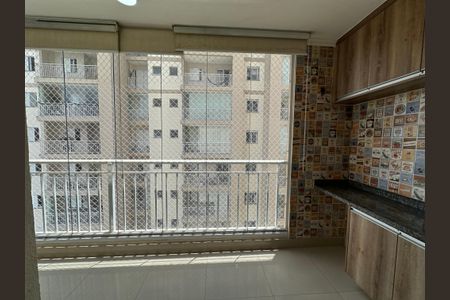 Apartamento à venda com 80m², 3 quartos e 2 vagasVaranda