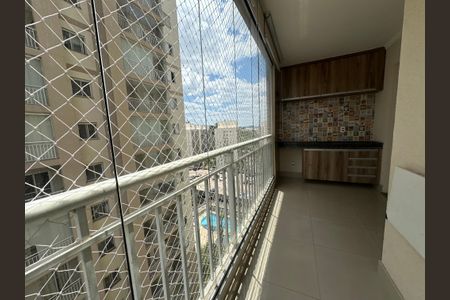 Apartamento à venda com 80m², 3 quartos e 2 vagasVaranda