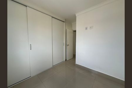 Apartamento à venda com 80m², 3 quartos e 2 vagasSuíte