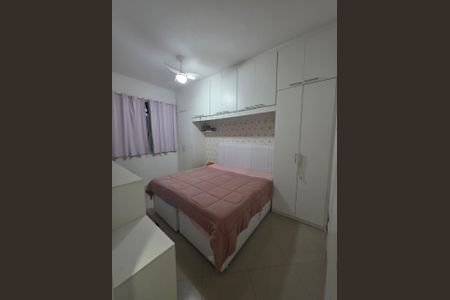 Casa de condomínio à venda com 178m², 4 quartos e 2 vagasQuarto 3