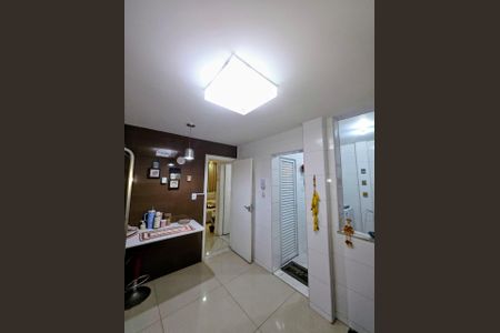 Casa de condomínio à venda com 178m², 4 quartos e 2 vagasCozinha