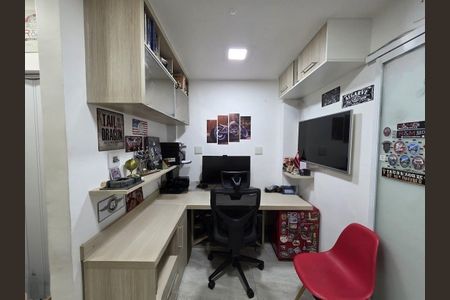 Casa de condomínio à venda com 178m², 4 quartos e 2 vagasQuarto 1