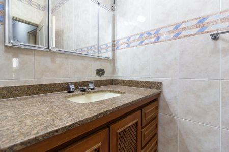 Apartamento à venda com 155m², 3 quartos e 1 vagaBanheiro 1