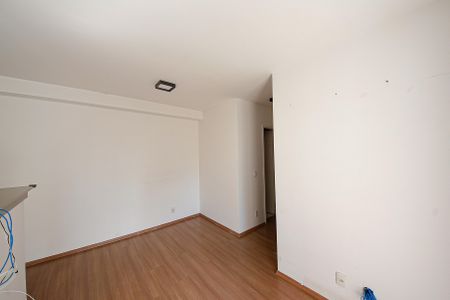 Sala de apartamento à venda com 2 quartos, 51m² em Vila Ivone, São Paulo