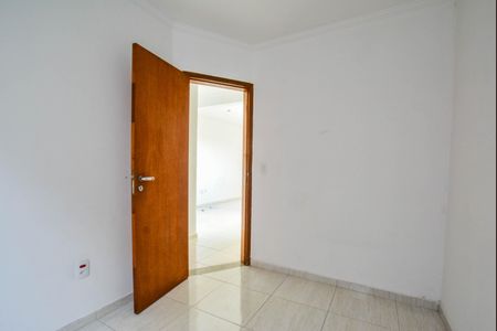 Apartamento à venda com 46m², 2 quartos e 1 vagaQuarto 2
