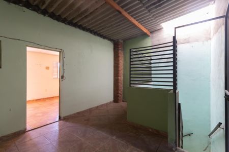 Casa à venda com 130m², 2 quartos e 1 vaga Casa à venda com 130m², 2 quartos e 1 vagaSuíte
