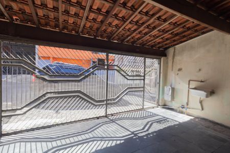 Casa à venda com 130m², 2 quartos e 1 vaga Casa à venda com 130m², 2 quartos e 1 vagaGaragem