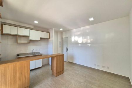 Sala de apartamento para alugar com 2 quartos, 64m² em Loteamento Parque São Martinho, Campinas