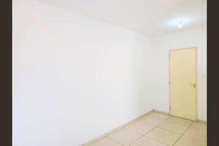 Apartamento para alugar com 71m², 2 quartos e 1 vagaSuíte 