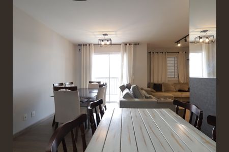 Apartamento à venda com 68m², 2 quartos e 1 vagaSala
