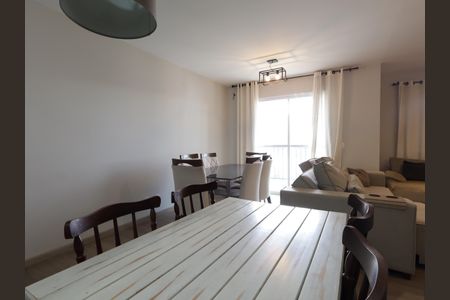 Apartamento à venda com 68m², 2 quartos e 1 vagaSala