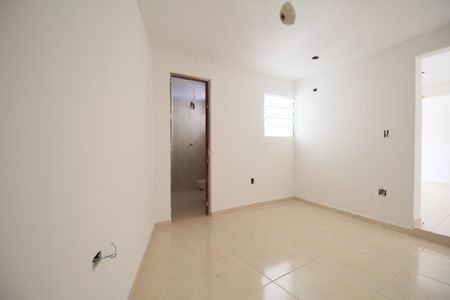 Casa para alugar com 1 quarto, 28m² em Vila Franca, São Paulo