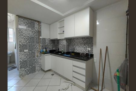 Apartamento à venda com 60m², 2 quartos e 1 vagaCozinha e Área de Serviço